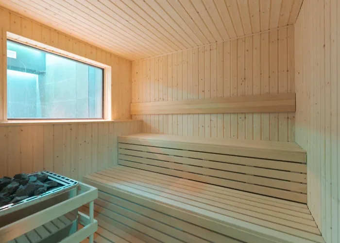 Lejlighed Jade Tower - 2-bedroom Coastal Luxury In